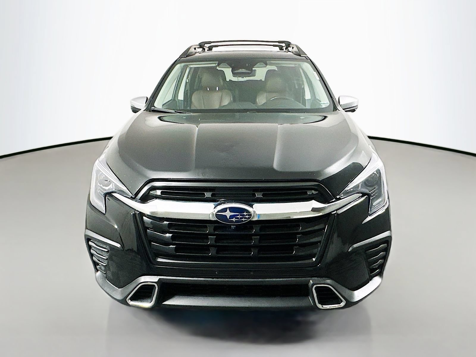 Used 2023 Subaru Ascent Touring AWD/4WD image 2