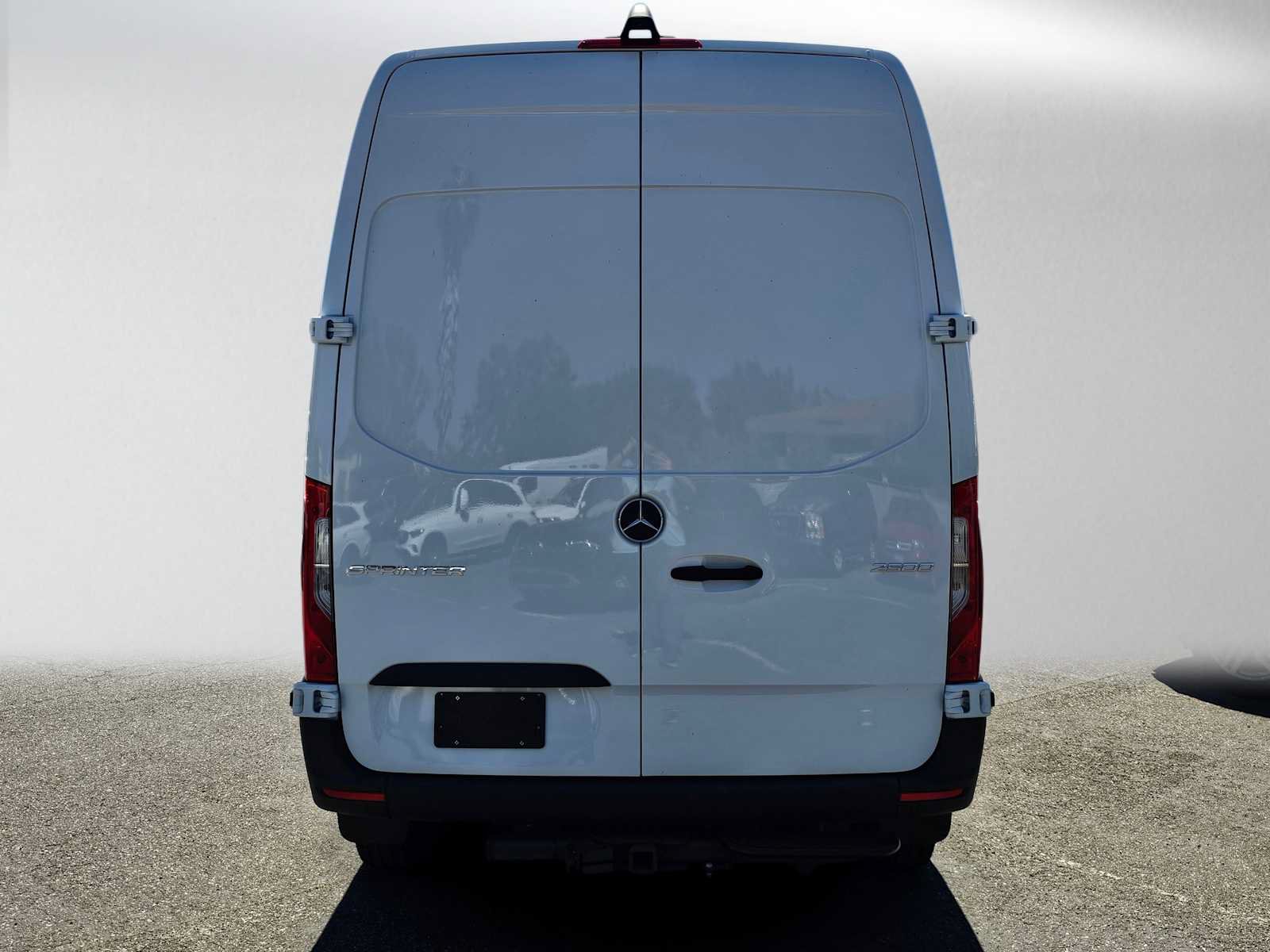 Used 2026 Mercedes-Benz Sprinter 2500 image 4