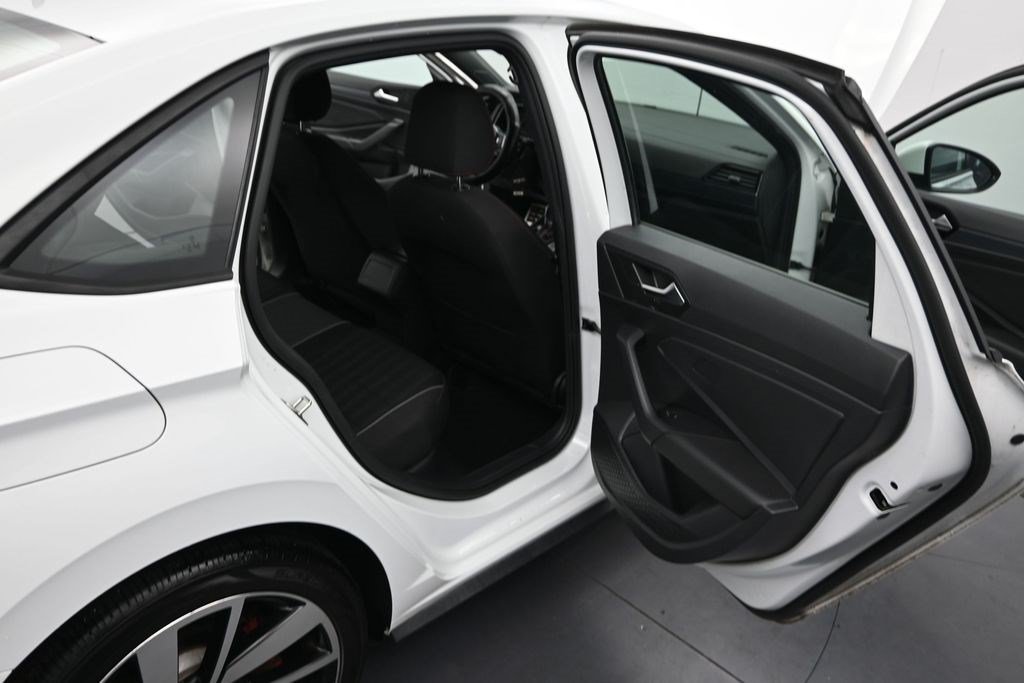 Used 2019 Volkswagen Jetta GLI FWD image 12