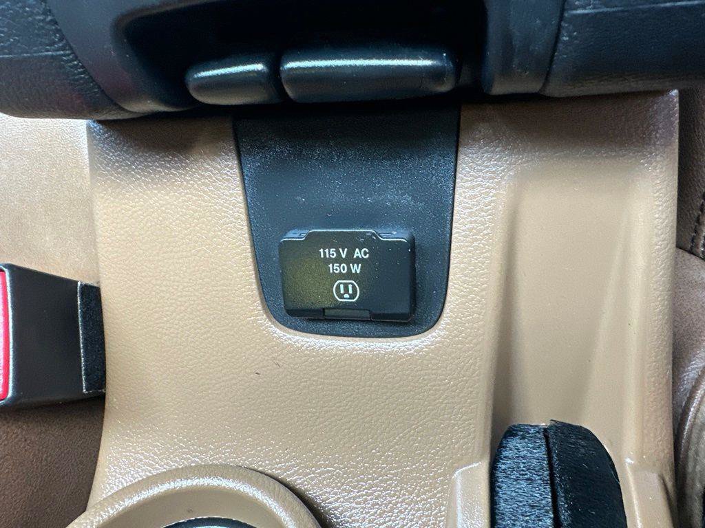Used 2017 Jeep Wrangler Unlimited Sahara w/ Max Tow Package AWD/4WD image 34