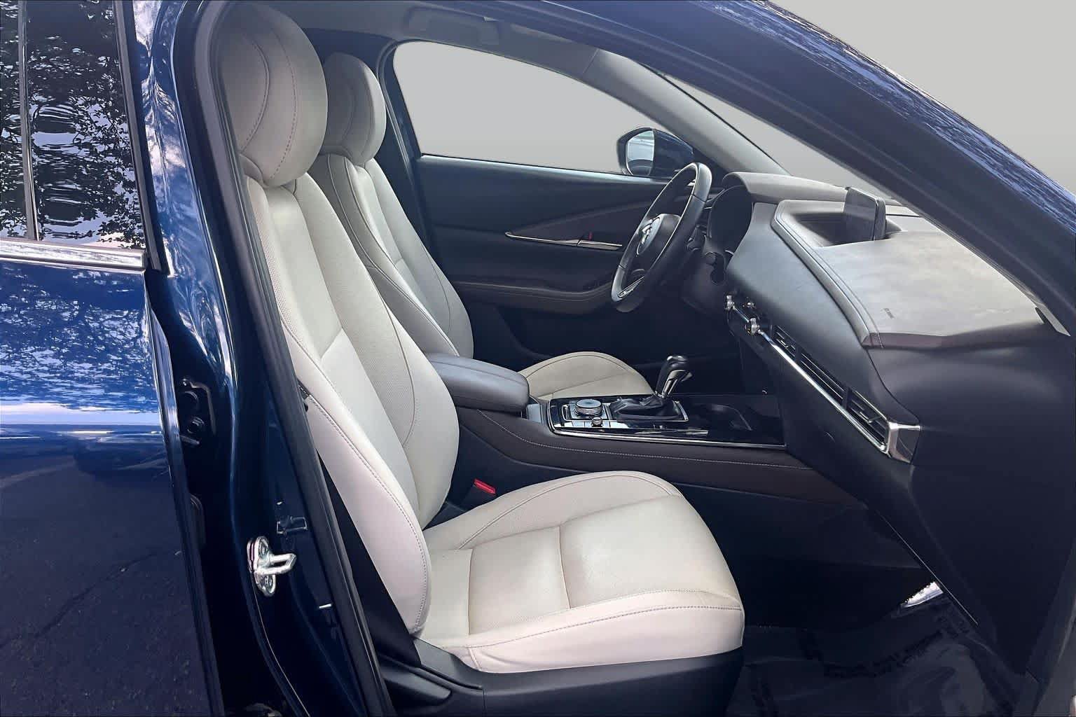 Used 2020 MAZDA CX-30 AWD w/ Premium Package image 8