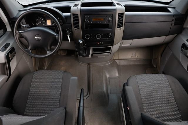 Used 2012 Freightliner Sprinter 2500 image 2