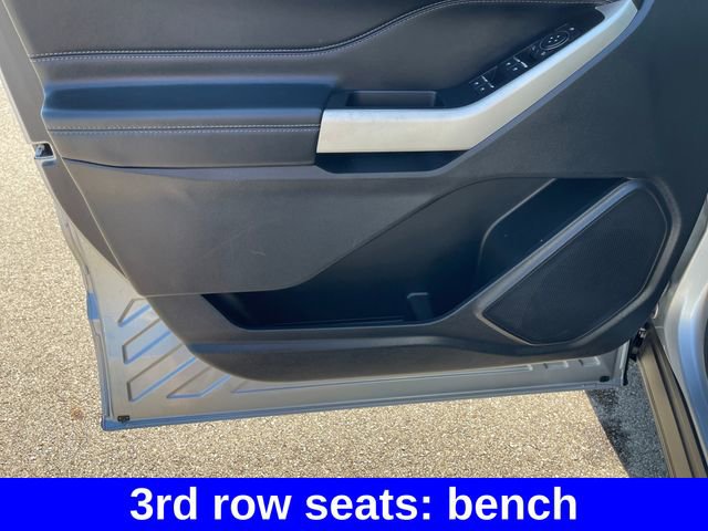 Used 2020 Ford Explorer XLT w/ Equipment Group 202A AWD/4WD image 10