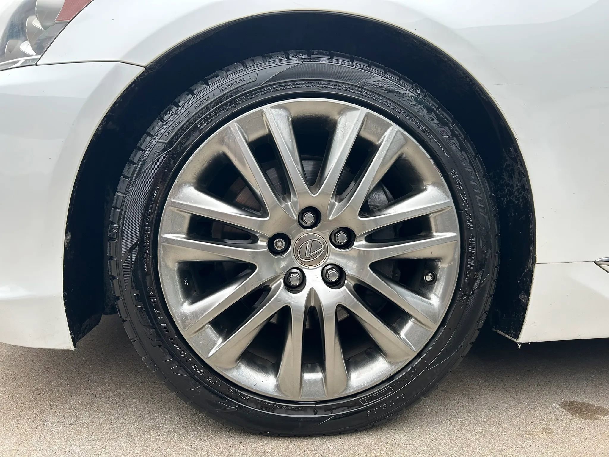 Used 2013 Lexus LS 460 w/ Comfort Pkg RWD image 26