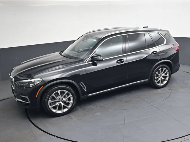 Used 2022 BMW X5 xDrive40i w/ Premium Package AWD/4WD image 26