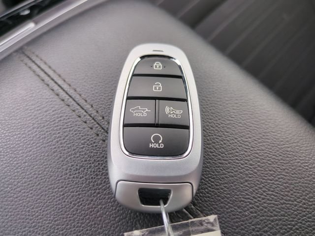 Used 2023 Hyundai Santa Cruz SEL Premium w/ Cargo Package AWD/4WD image 35