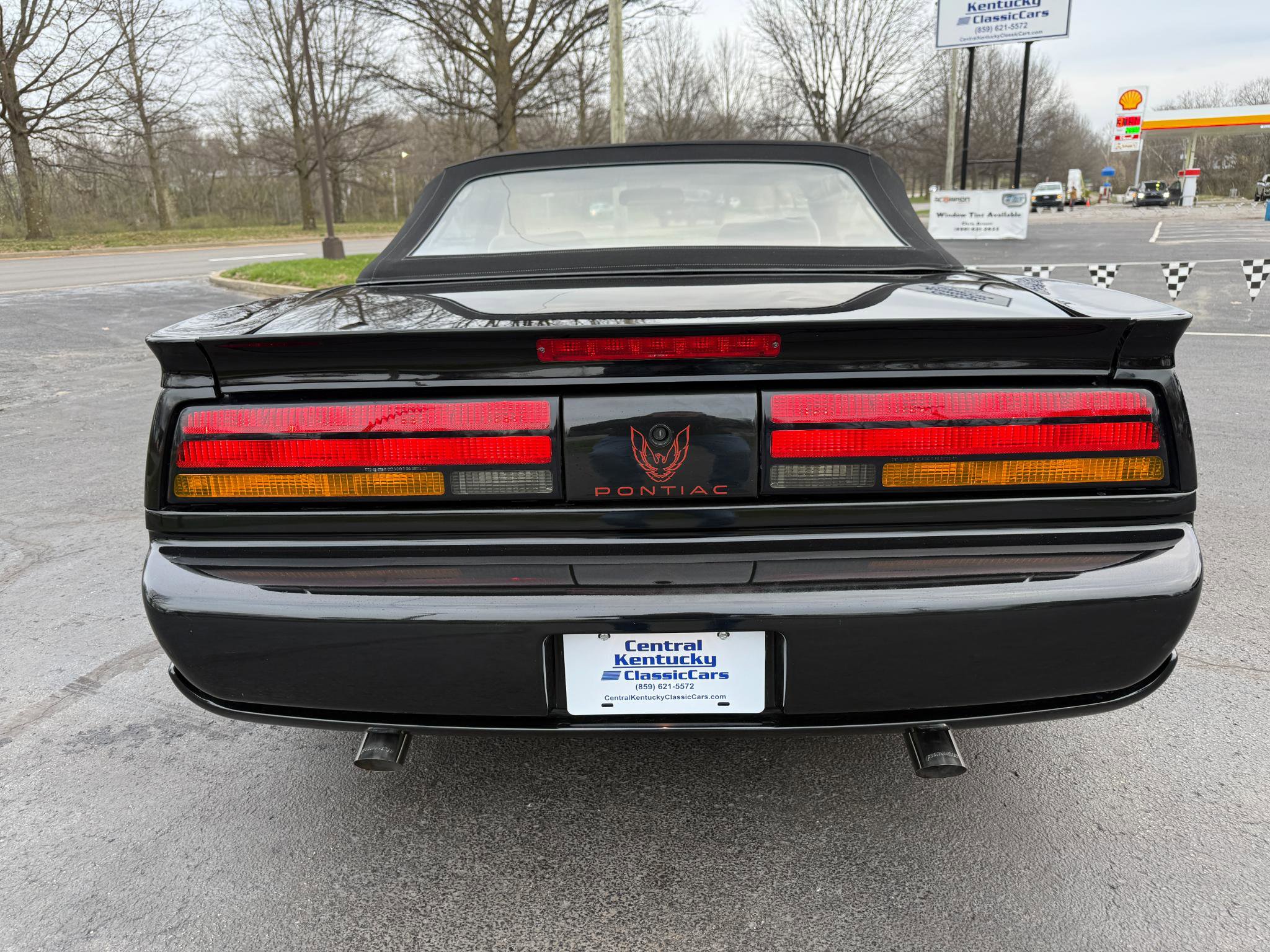 Used 1991 Pontiac Firebird Convertible image 10