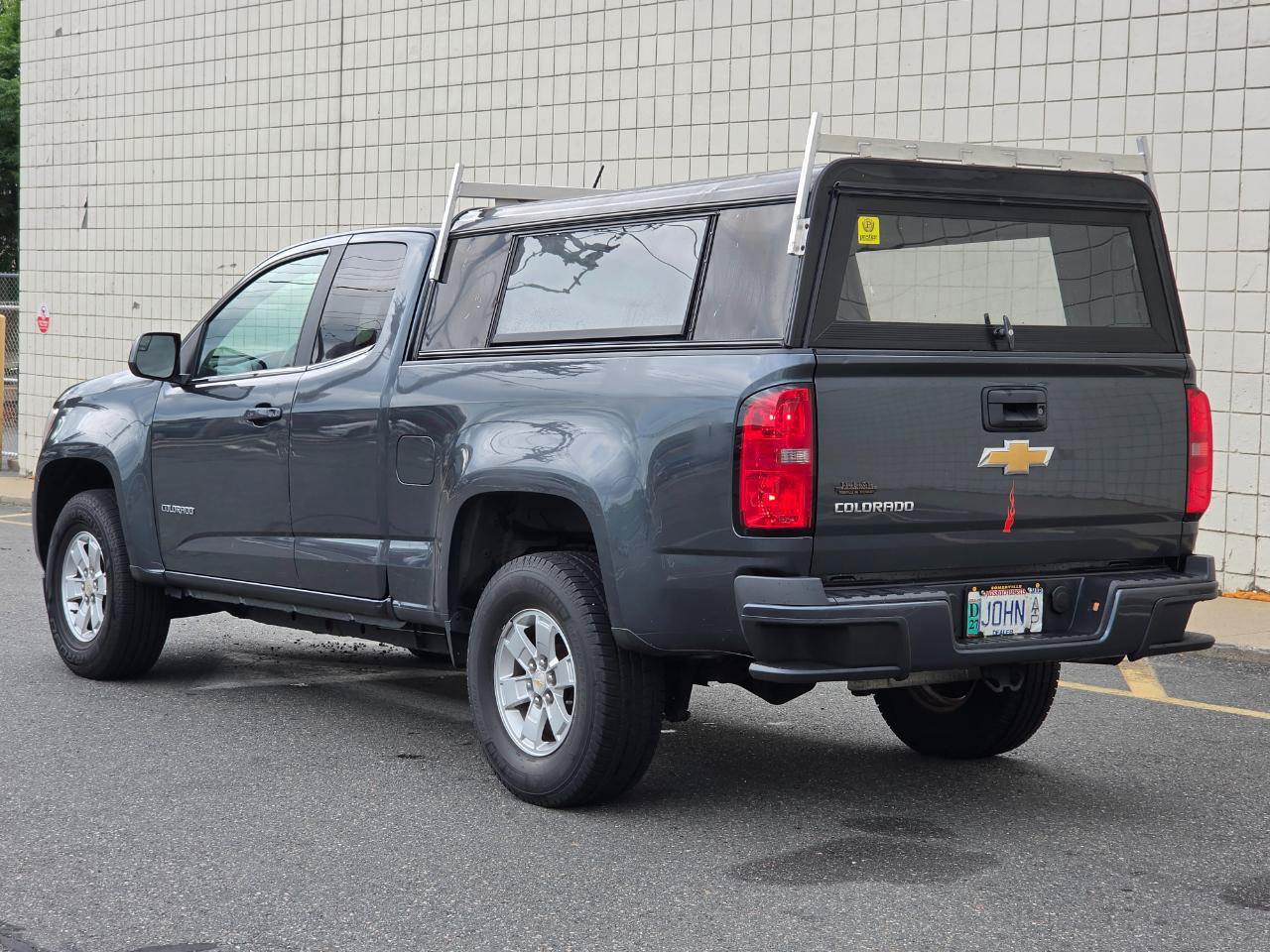 Used 2015 Chevrolet Colorado W/T w/ WT Convenience Package RWD image 5