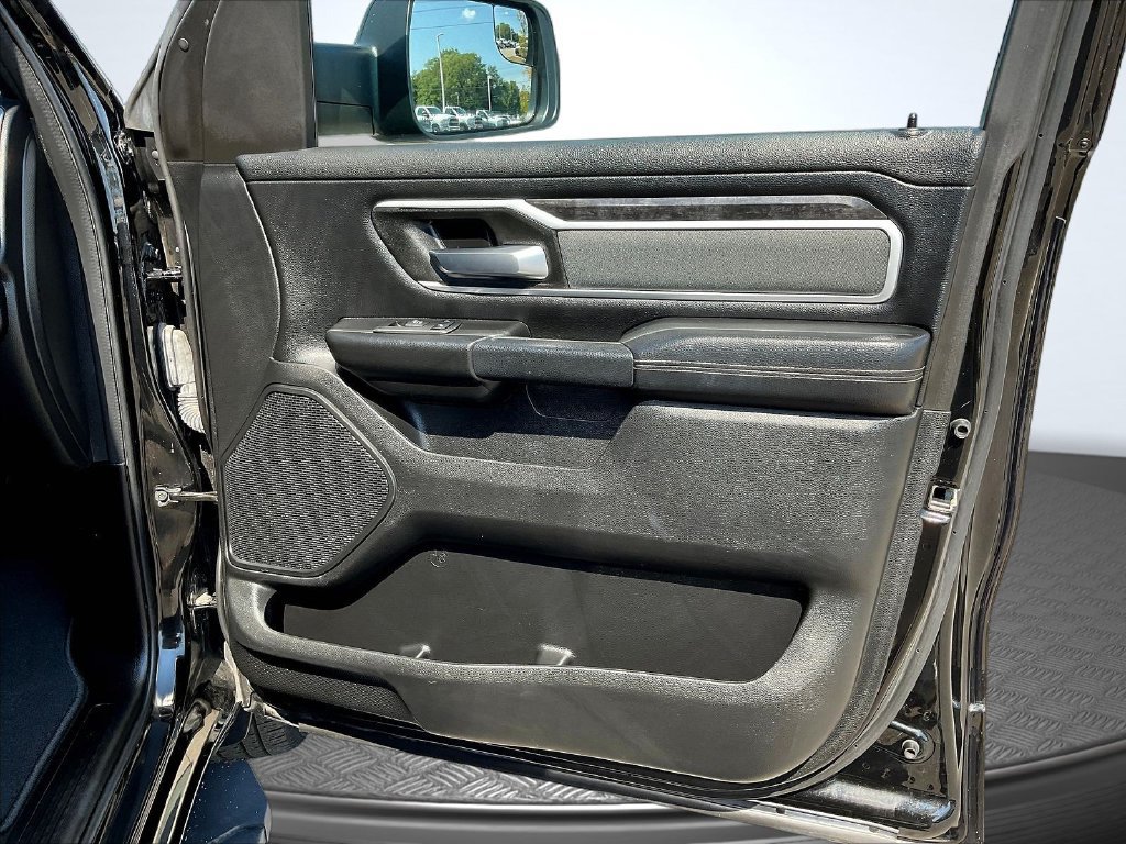 Used 2023 RAM 1500 Big Horn AWD/4WD image 30