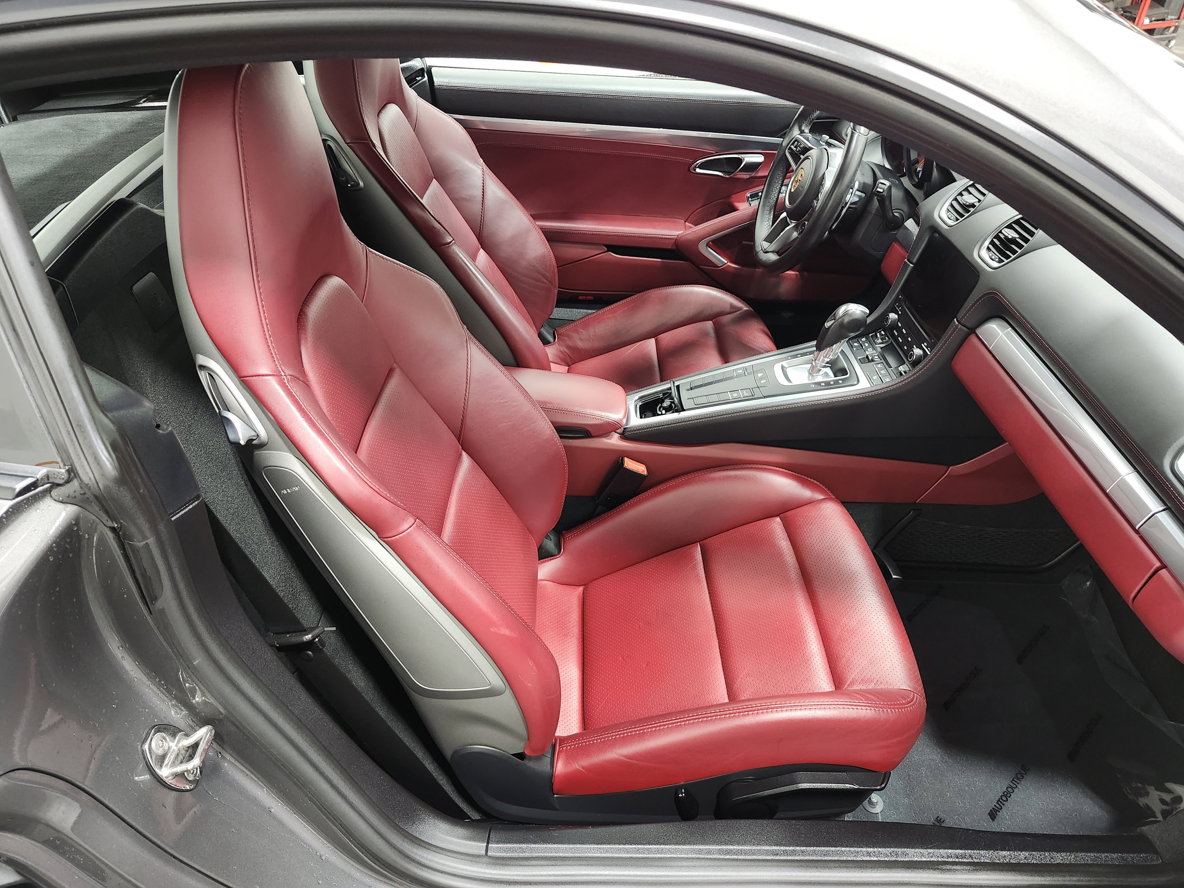 Used 2017 Porsche 718 Cayman S RWD image 20