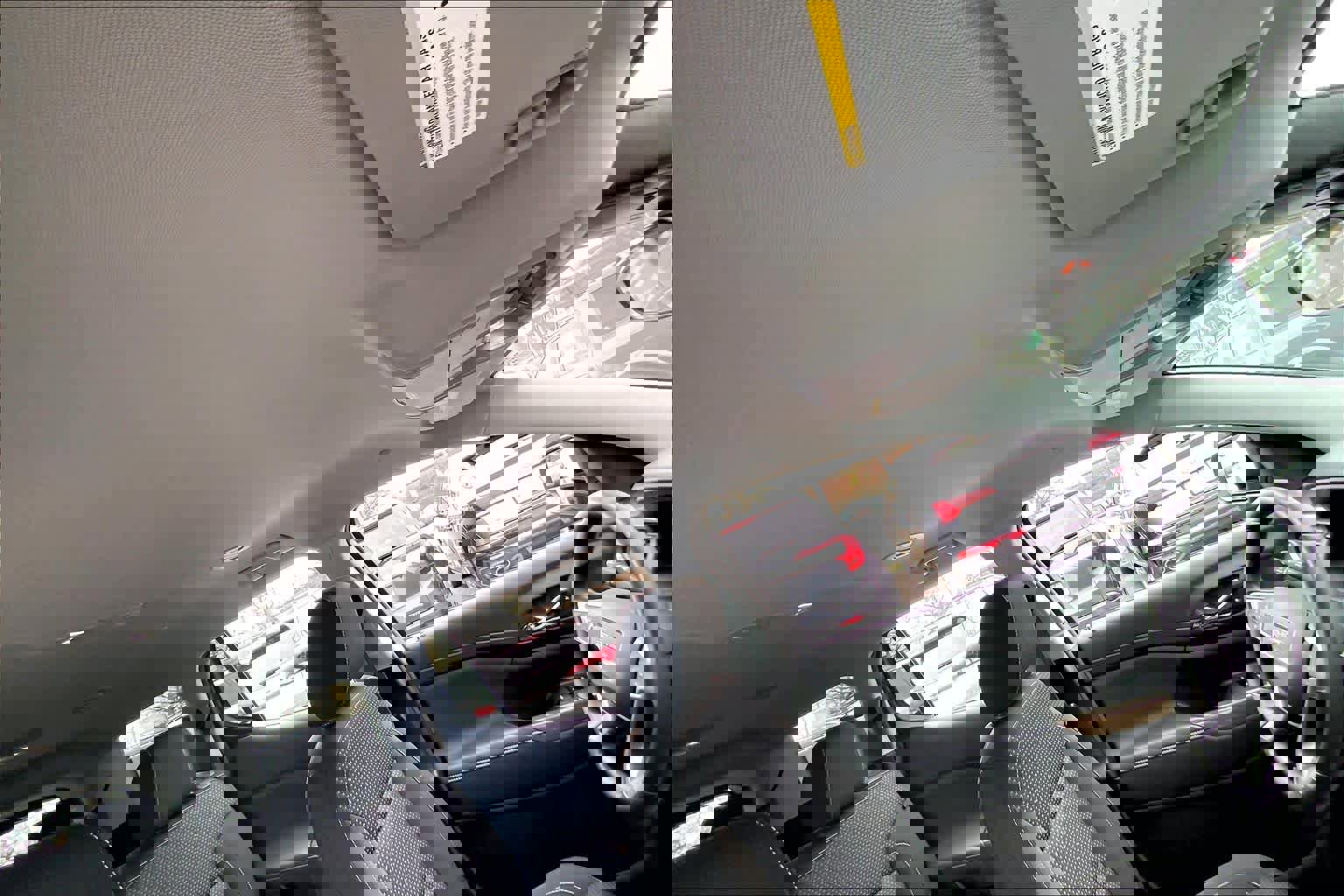 Used 2023 GMC Acadia SLE w/ Driver Convenience Package image 19