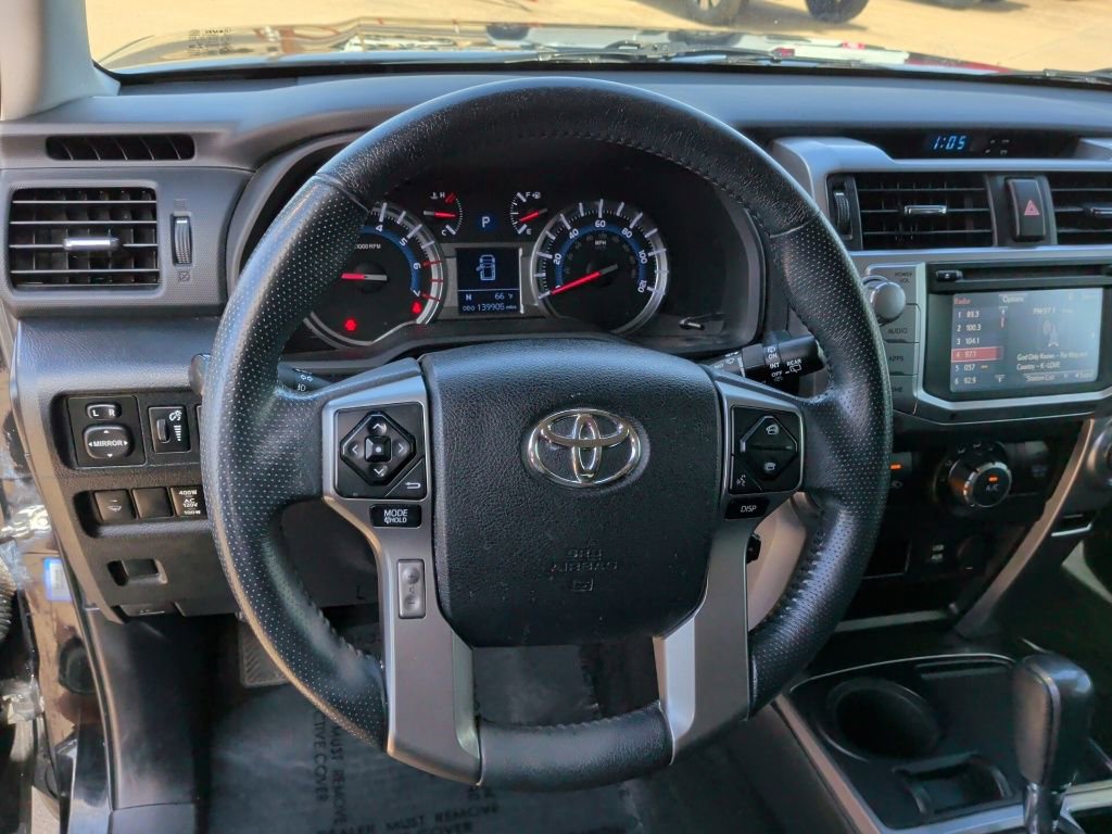 Used 2018 Toyota 4Runner SR5 Premium image 17