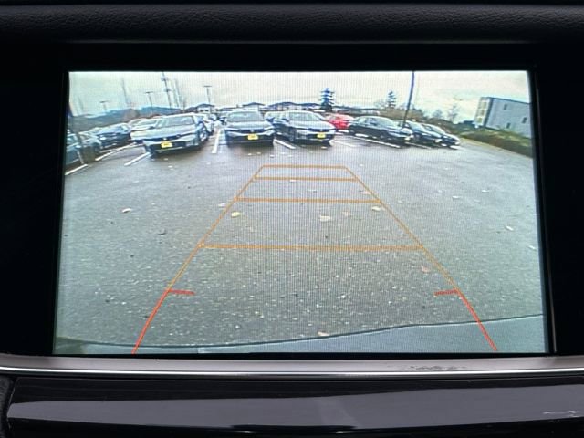 Used 2018 Cadillac XT5 FWD image 27