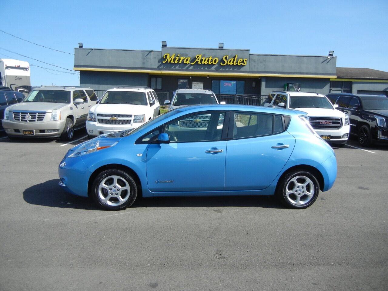 Used 2012 Nissan Leaf SL w/ Protection Pkg FWD image 1