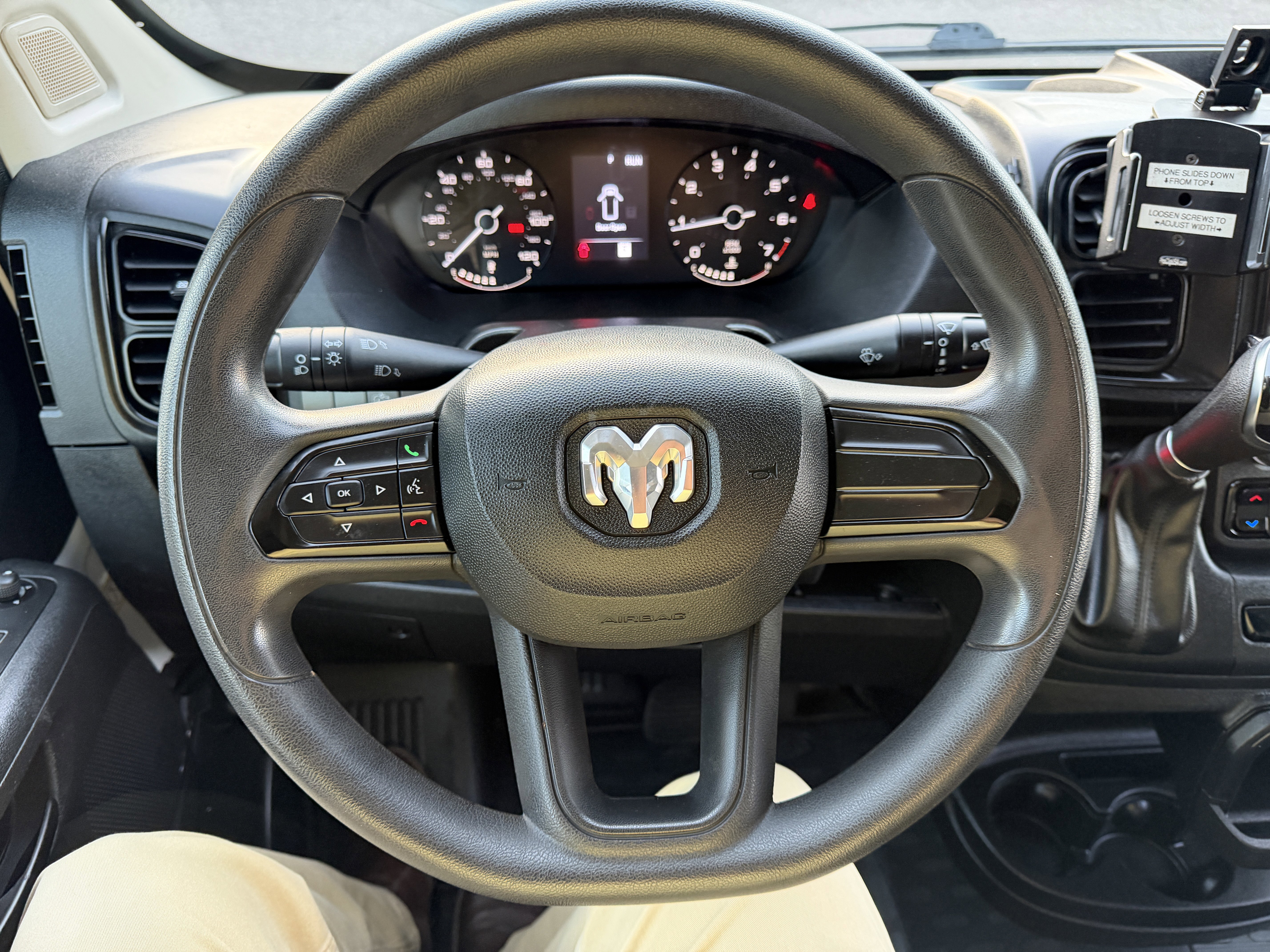 Used 2023 RAM ProMaster 2500 FWD image 19