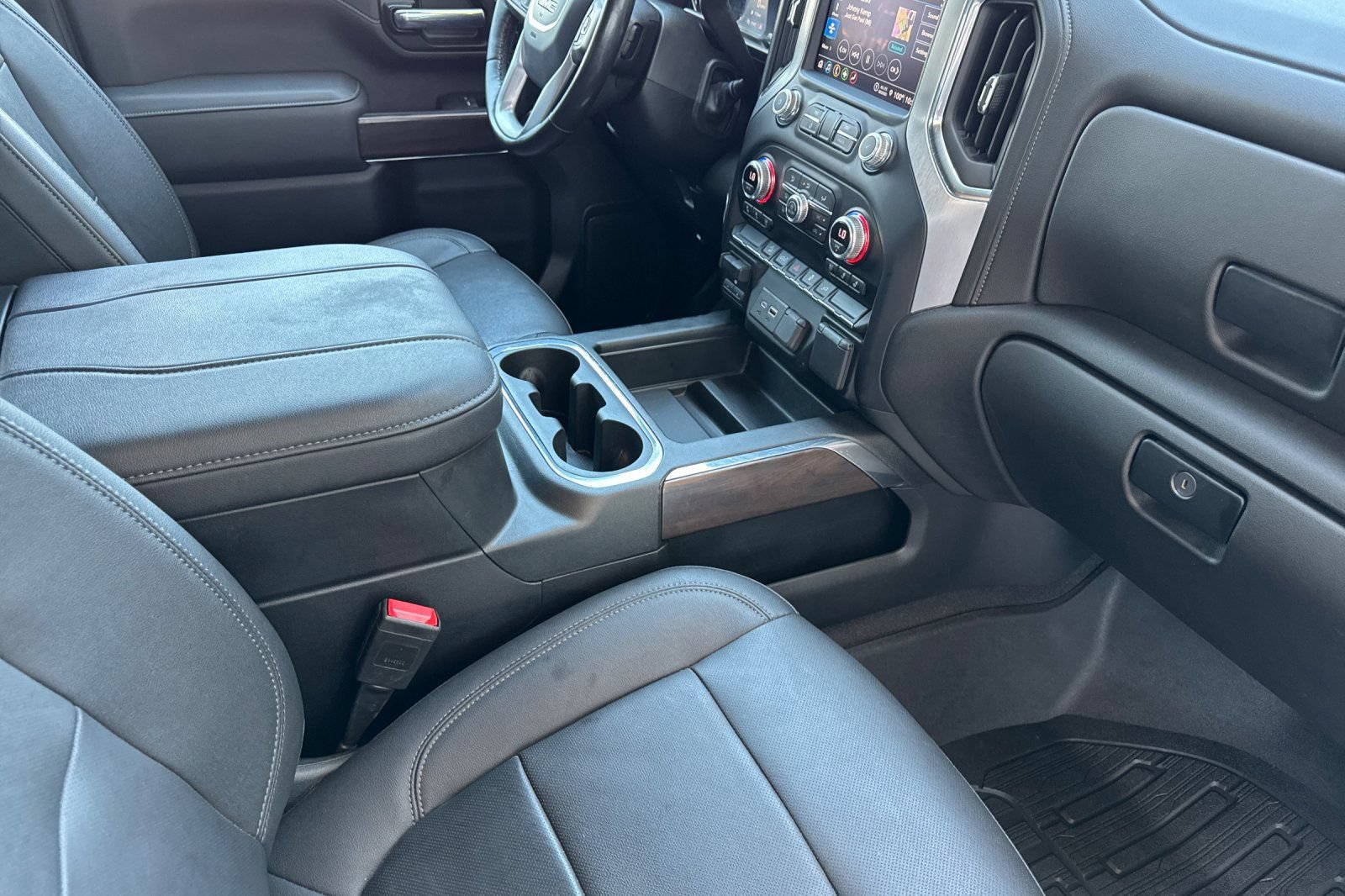 Certified 2023 GMC Sierra 2500 SLT w/ SLT Convenience Package AWD/4WD image 16
