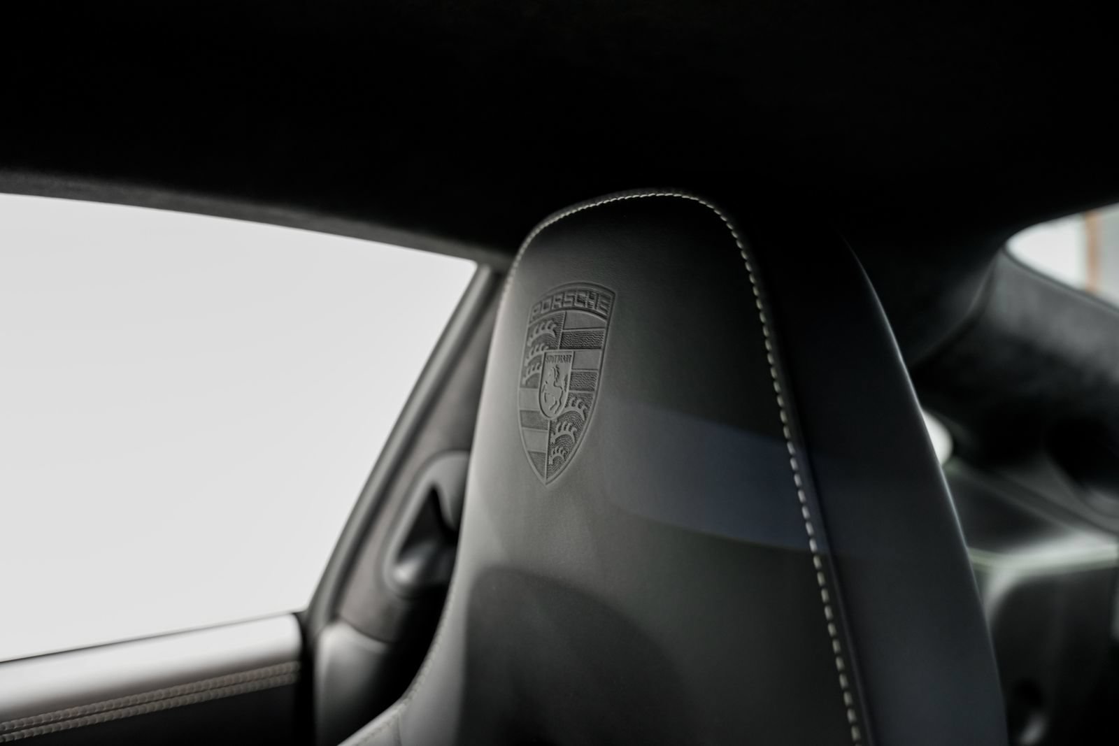 Used 2019 Porsche 911 GT3 RWD image 17
