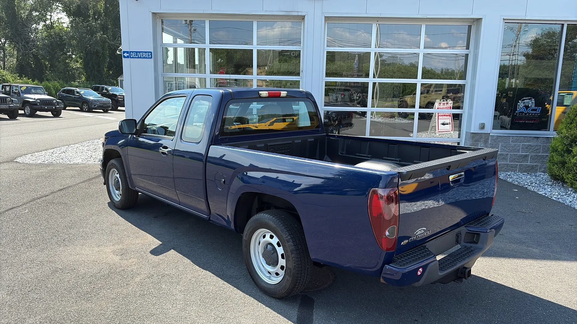 Used 2012 Chevrolet Colorado W/T RWD image 7