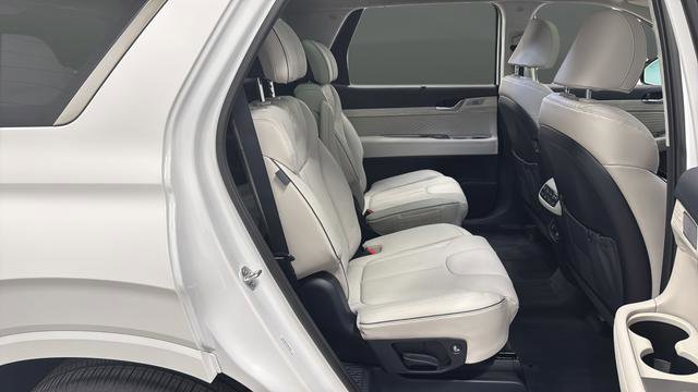 Used 2025 Hyundai Palisade Calligraphy image 24