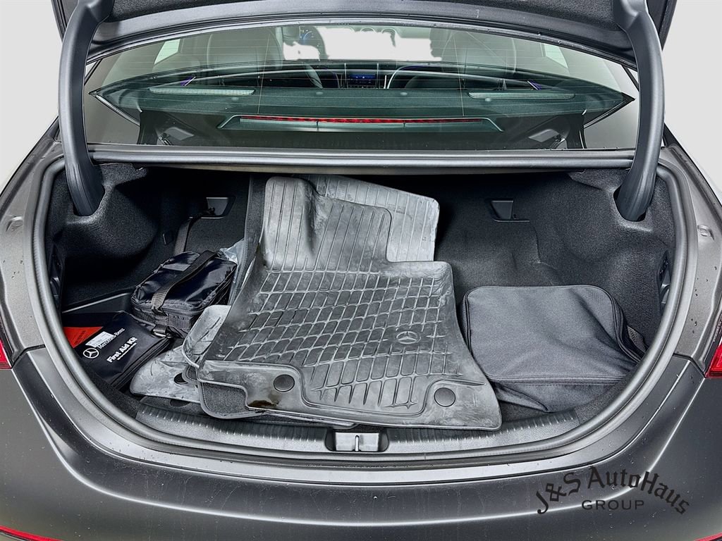 Used 2025 Mercedes-Benz C 63 AMG S image 33