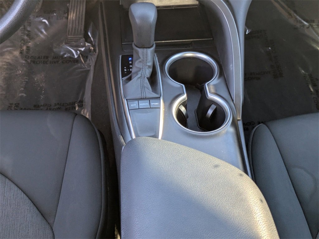 Used 2024 Toyota Camry LE image 17