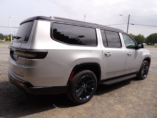 New 2026 Jeep Grand Wagoneer L 4WD image 5