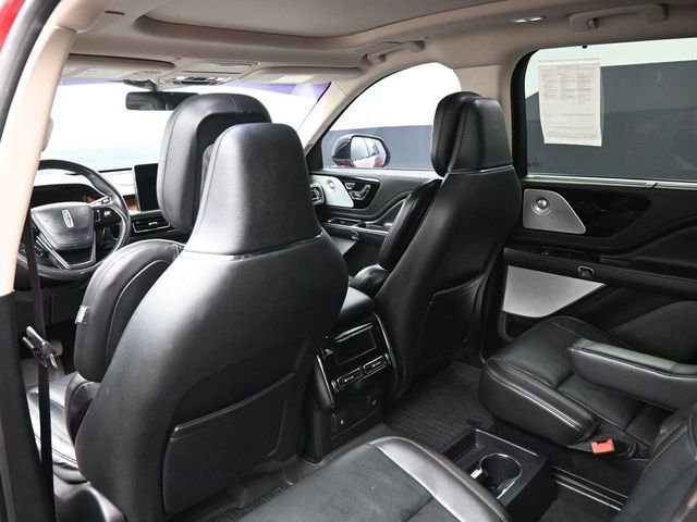 Used 2020 Lincoln Aviator Reserve w/ Equipment Group 202A image 16