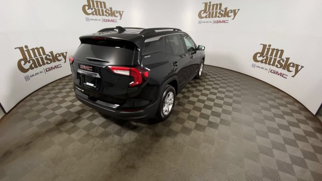 Certified 2023 GMC Terrain SLE w/ Driver Convenience Package FWD image 8