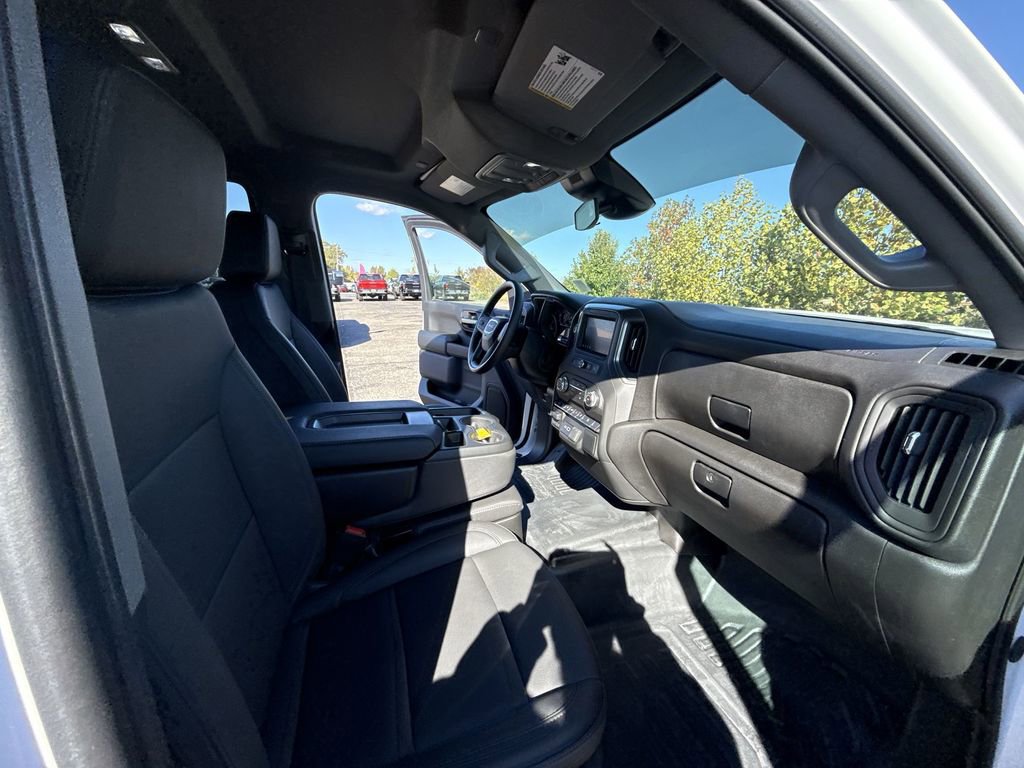 Certified 2025 GMC Sierra 1500 Pro w/ Pro Value Package image 35