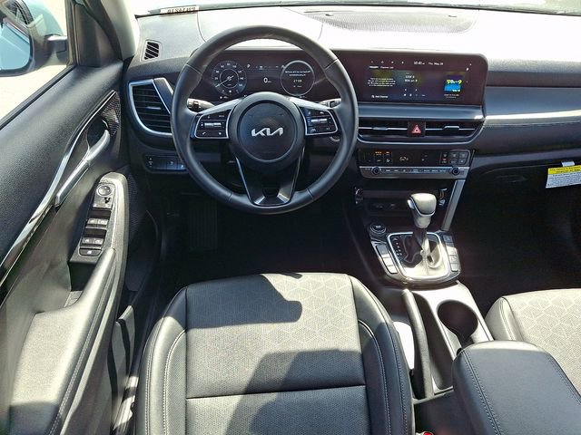 Certified 2024 Kia Seltos EX AWD/4WD image 13