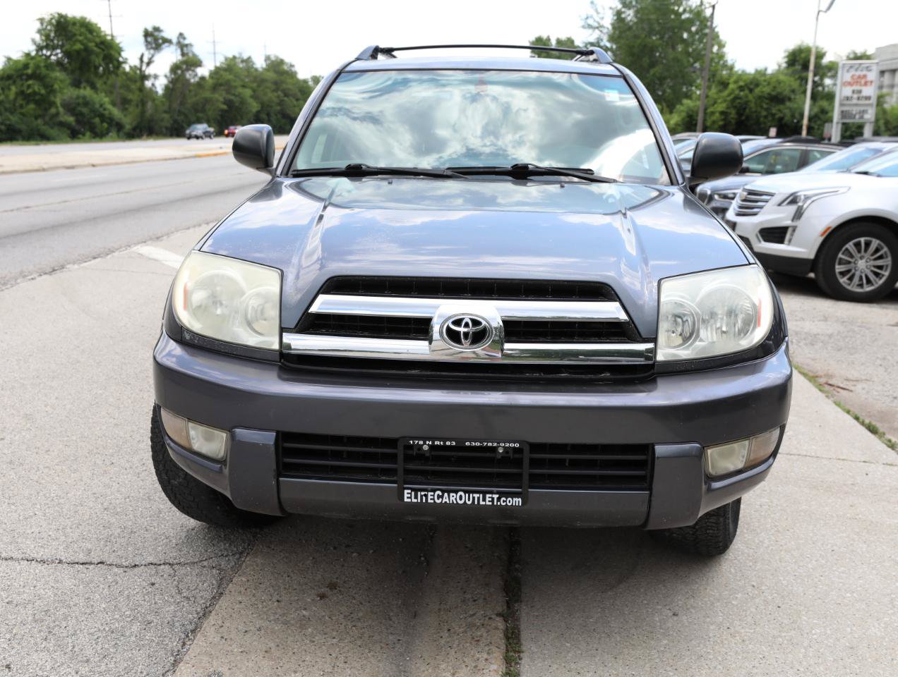 Used 2005 Toyota 4Runner SR5 AWD/4WD image 3