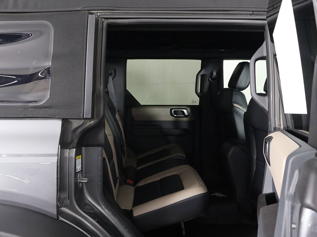 Used 2024 Ford Bronco Wildtrak image 31