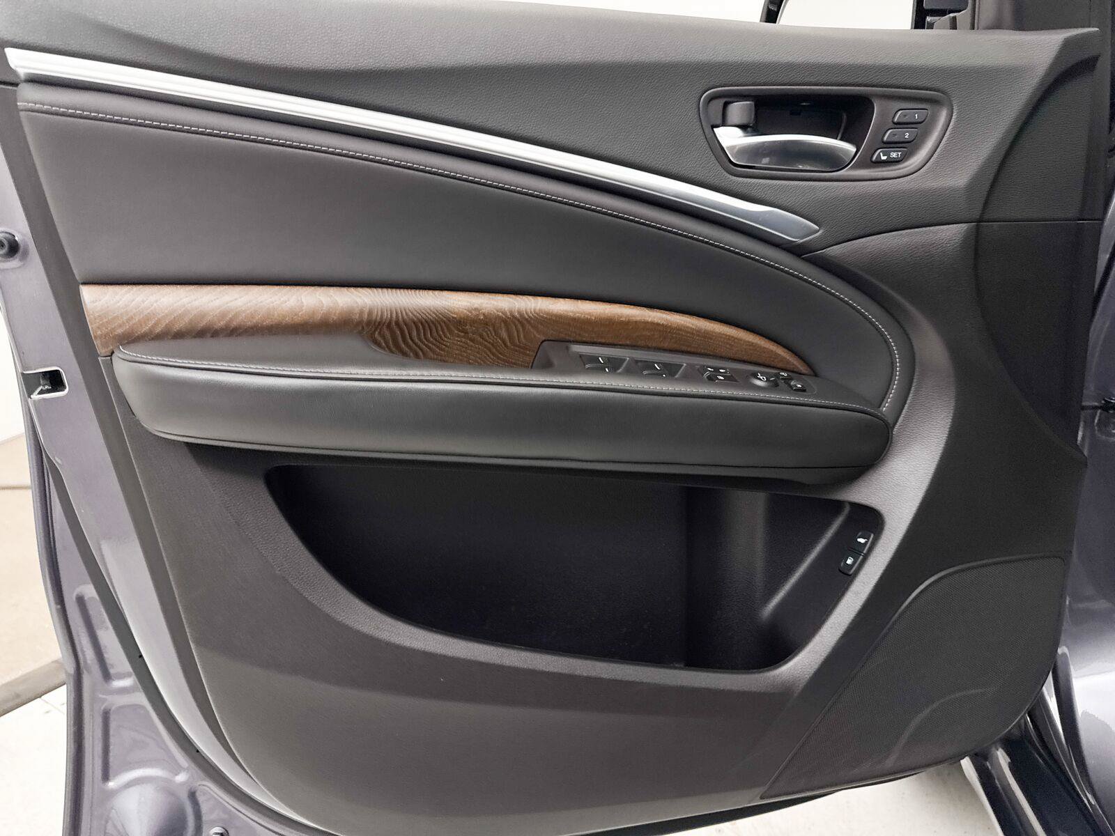 Used 2020 Acura MDX w/ Advance Package FWD image 26