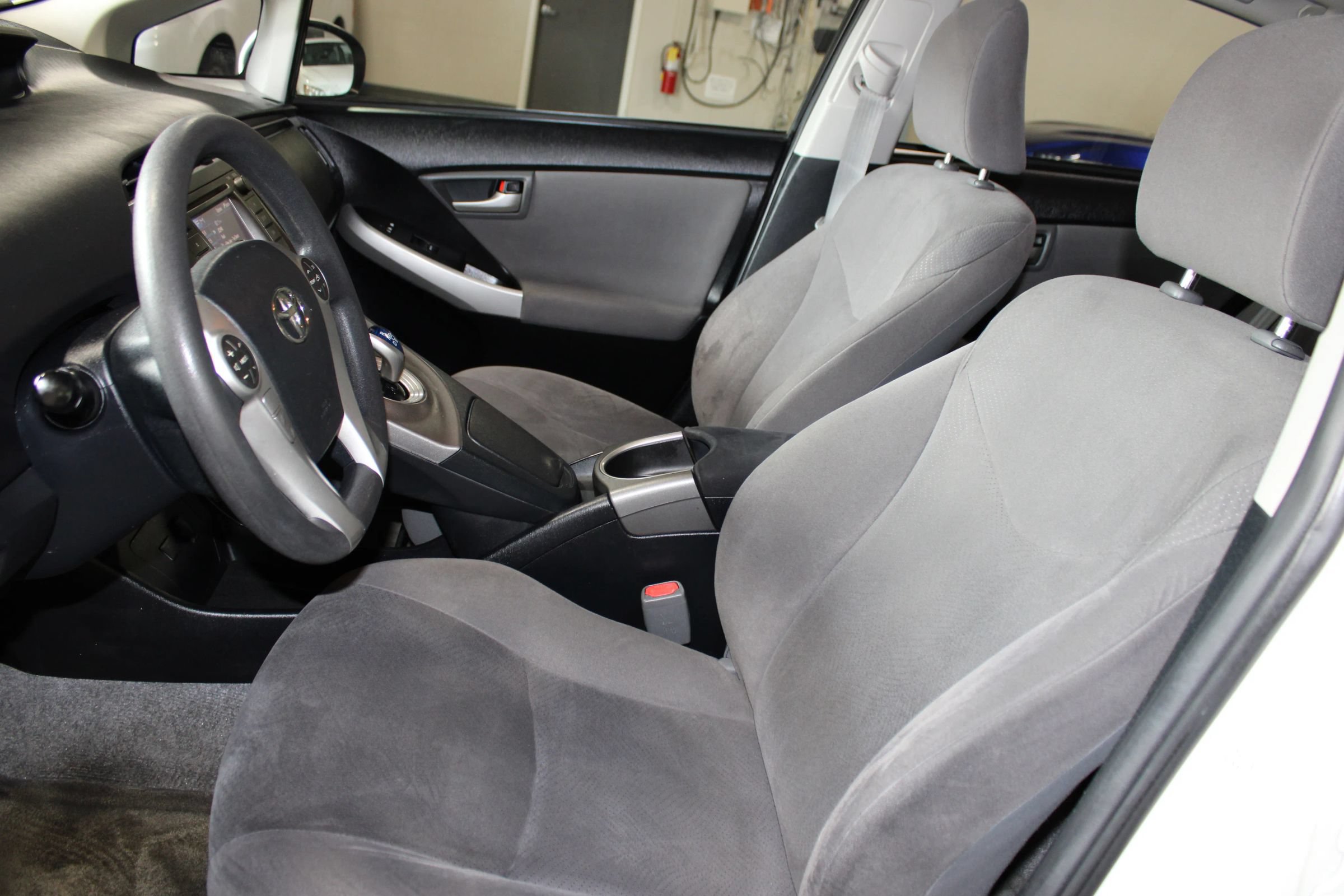 Used 2014 Toyota Prius Two FWD image 21