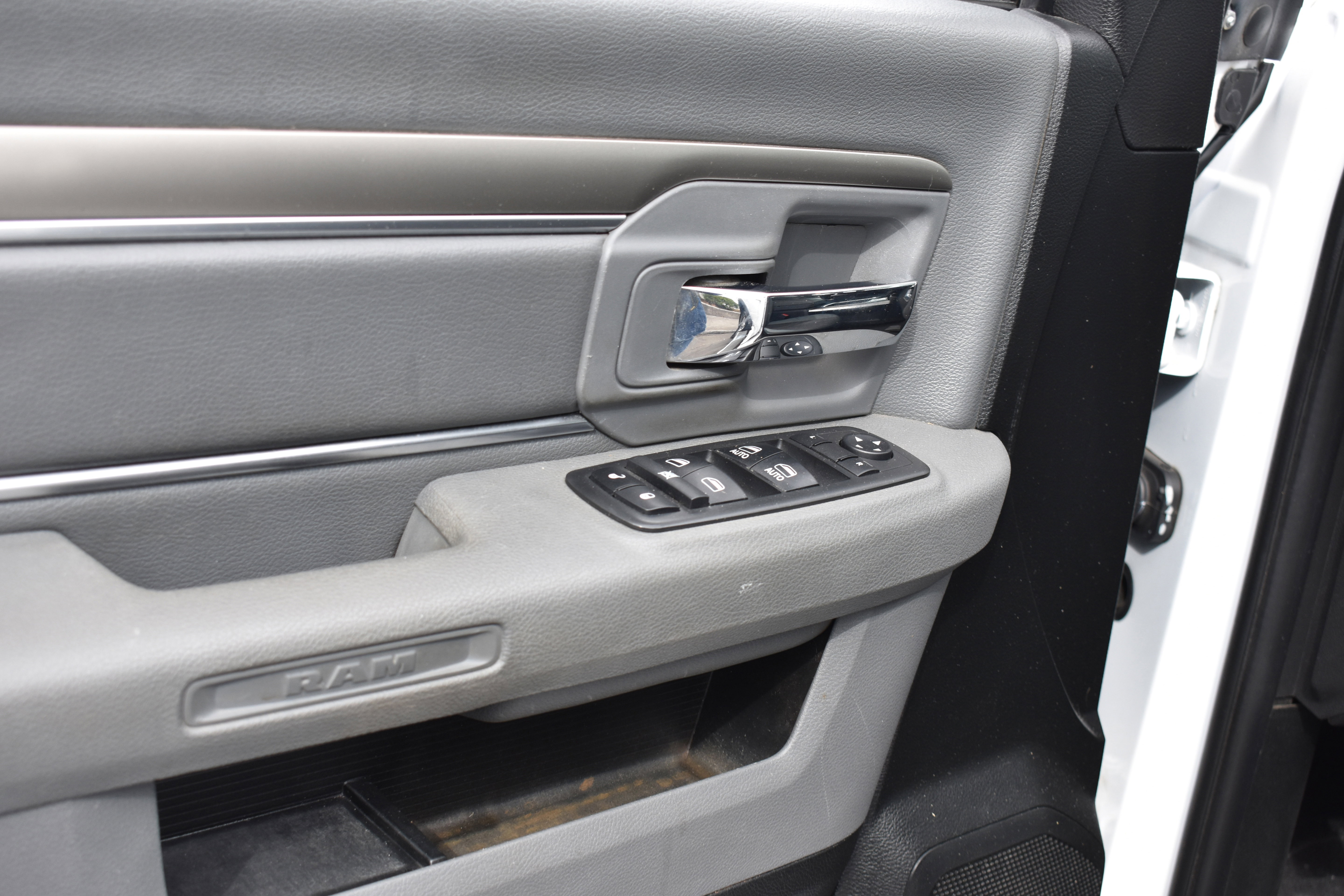 Used 2018 RAM 1500 Big Horn image 23