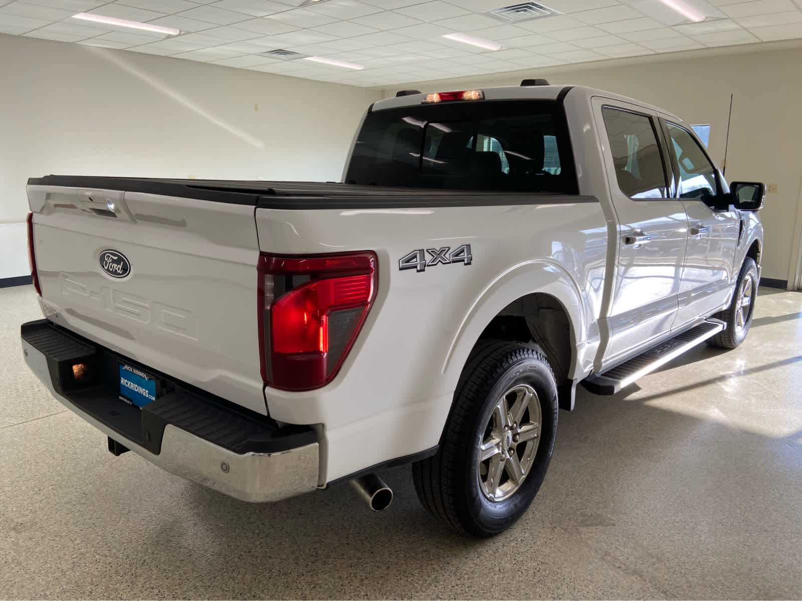 Used 2025 Ford F150 XLT w/ Equipment Group 302A MID image 7