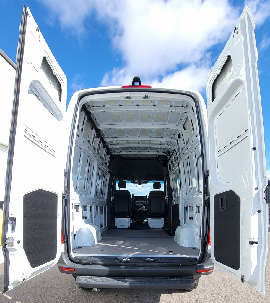New 2025 Mercedes-Benz Sprinter 2500 image 7