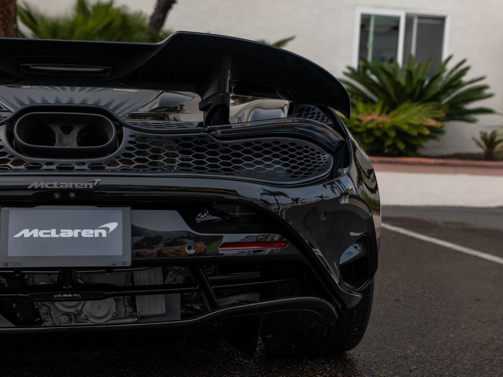 New 2026 McLaren 750S Spider RWD image 39