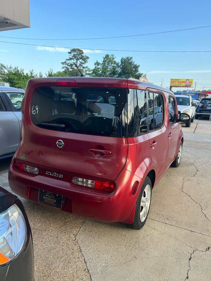 Used 2010 Nissan Cube 1.8 S w/ Interior Designer Pkg FWD image 4