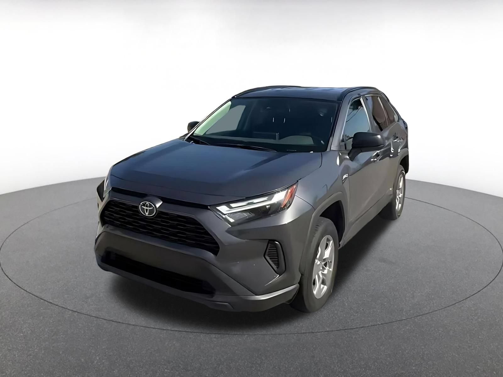 Used 2024 Toyota RAV4 LE AWD/4WD image 6