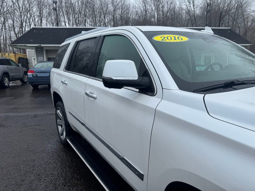 Used 2016 Cadillac Escalade Premium image 13