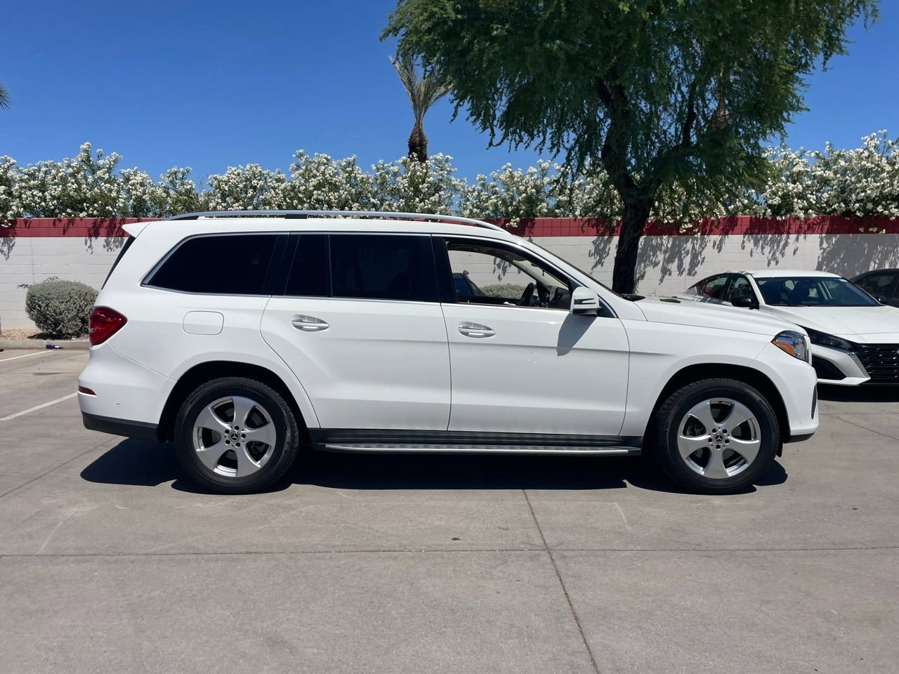 Used 2019 Mercedes-Benz GLS 450 4MATIC image 3