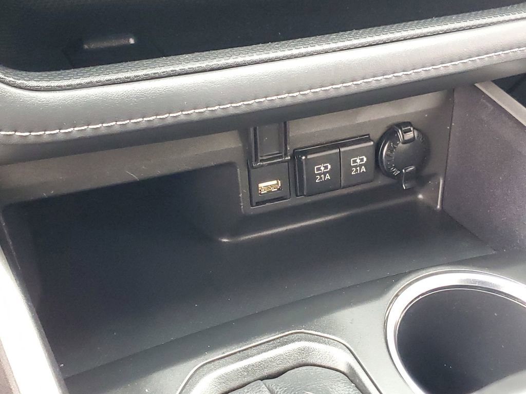 Used 2021 Toyota Highlander XSE image 32