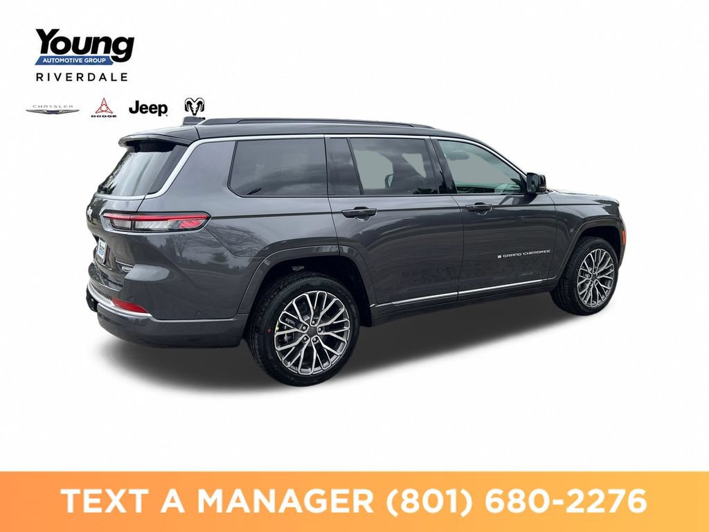 New 2026 Jeep Grand Cherokee L Summit w/ Advanced Protech Group IV AWD/4WD image 5