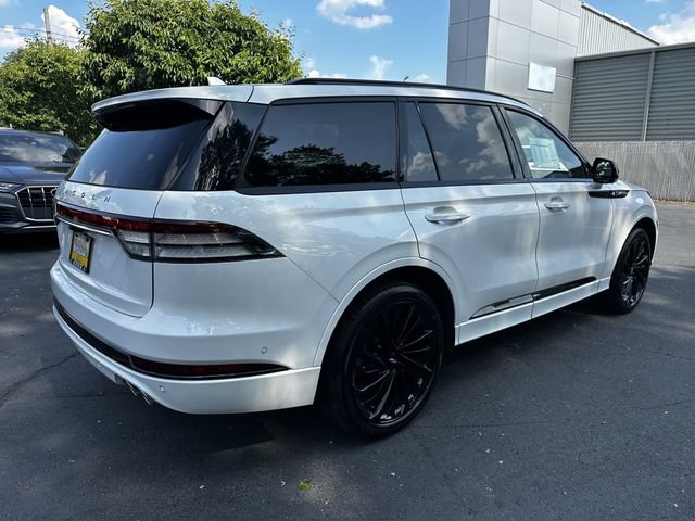 Certified 2024 Lincoln Aviator Reserve w/ Jet Package AWD/4WD image 5