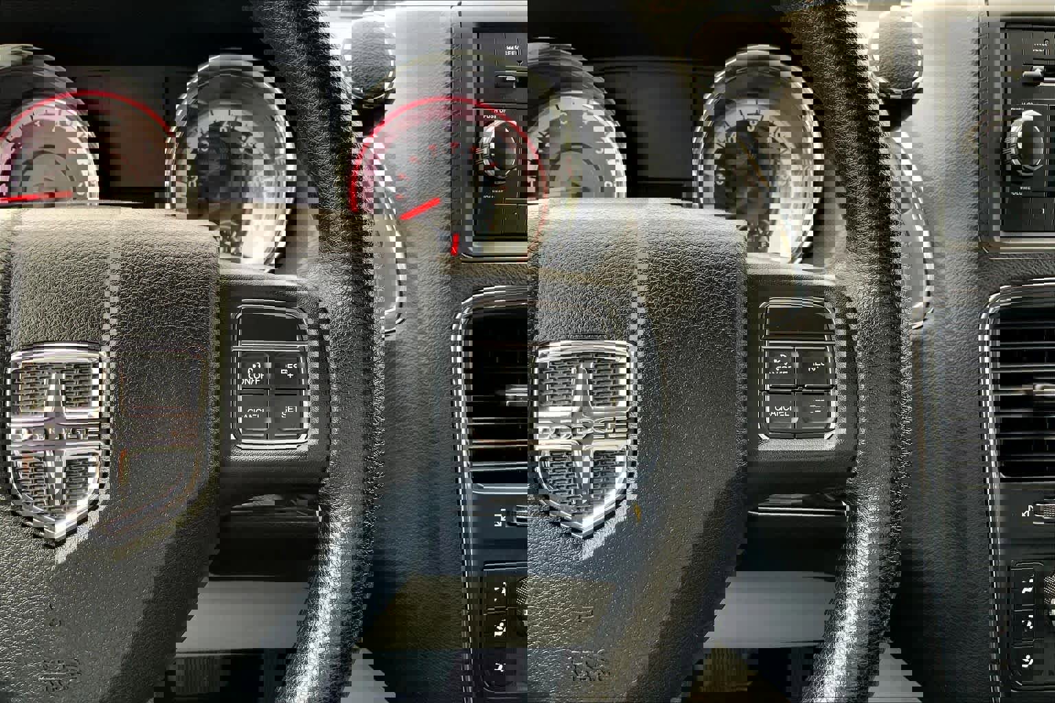 Used 2014 Dodge Grand Caravan American Value Package image 25