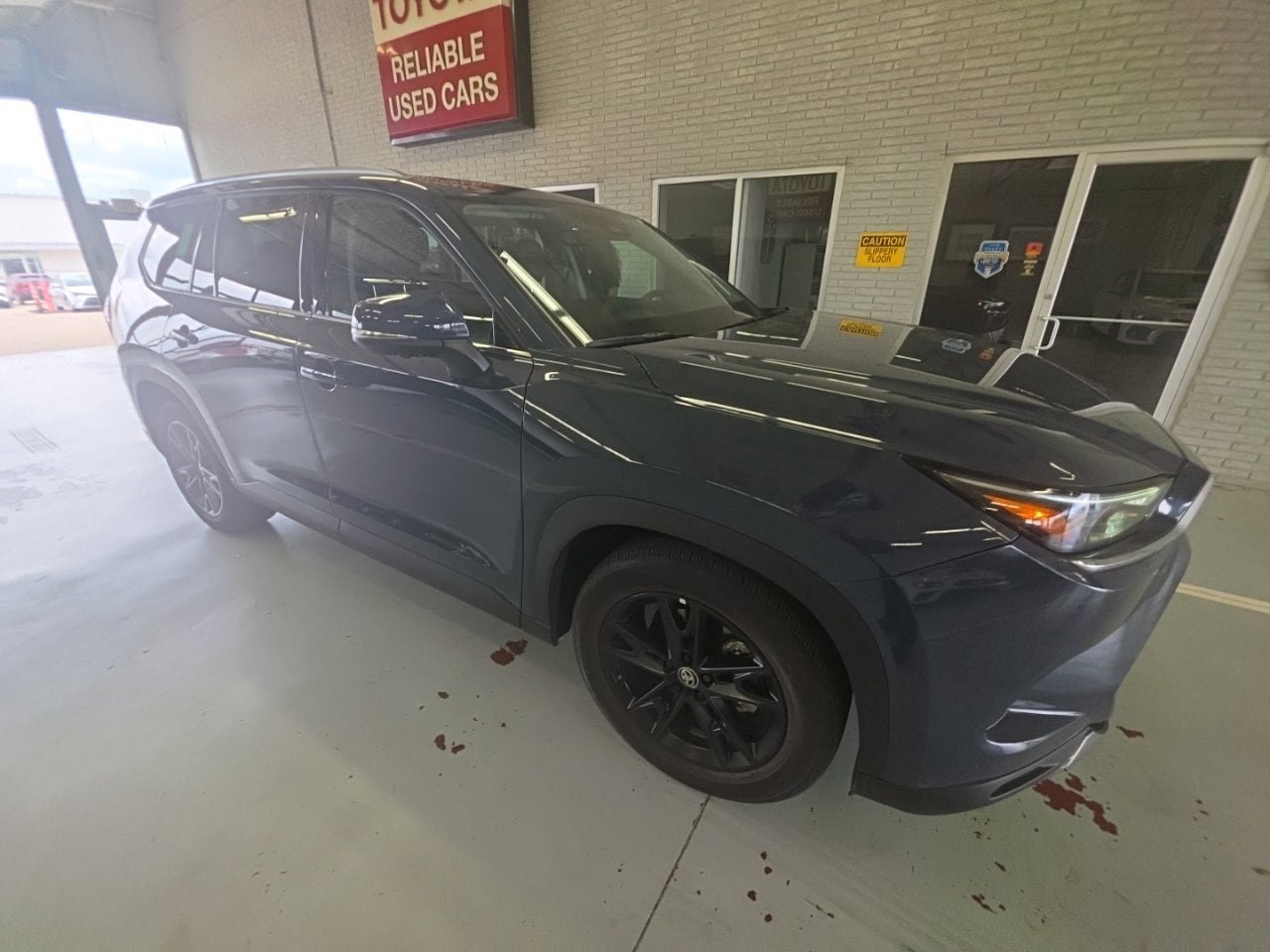 Used 2025 Toyota Grand Highlander FWD