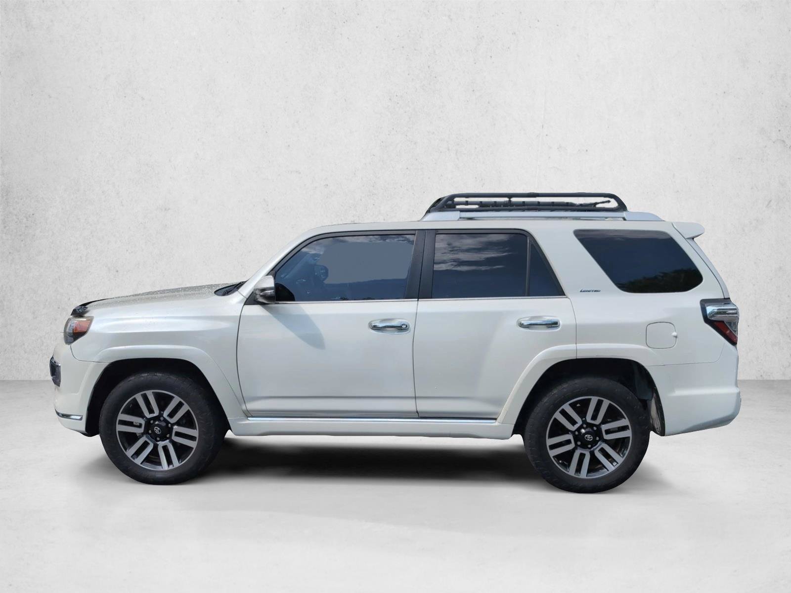 Used 2019 Toyota 4Runner Limited AWD/4WD image 8