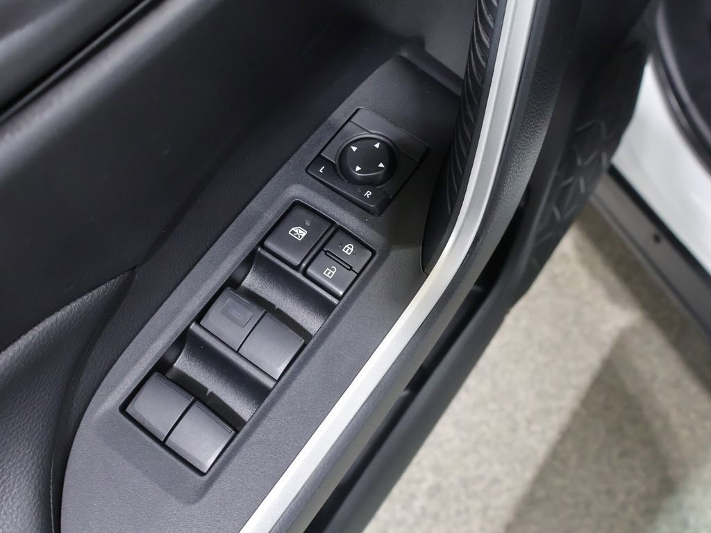 Used 2020 Toyota RAV4 LE w/ All Weather Liner Package AWD/4WD image 13