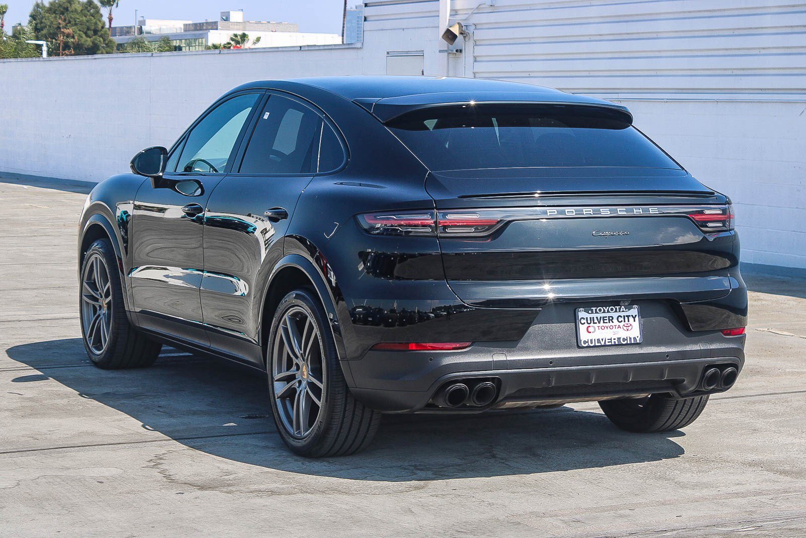 Used 2021 Porsche Cayenne Coupe AWD/4WD image 7